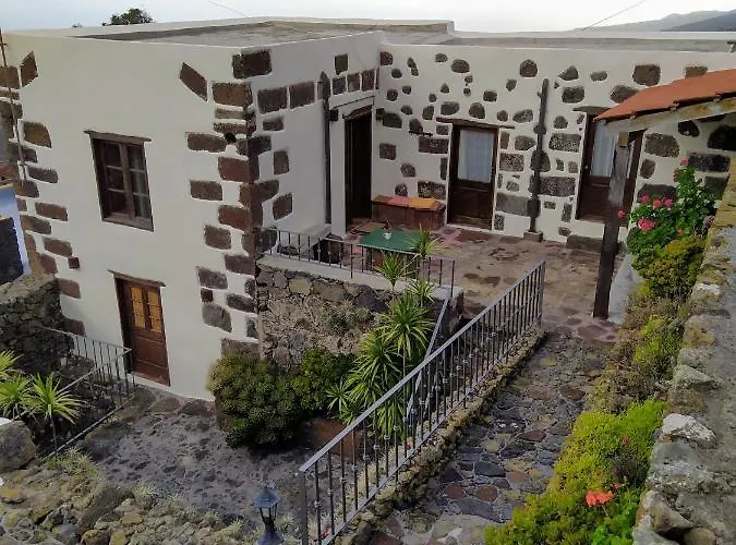 Casa Bermeja